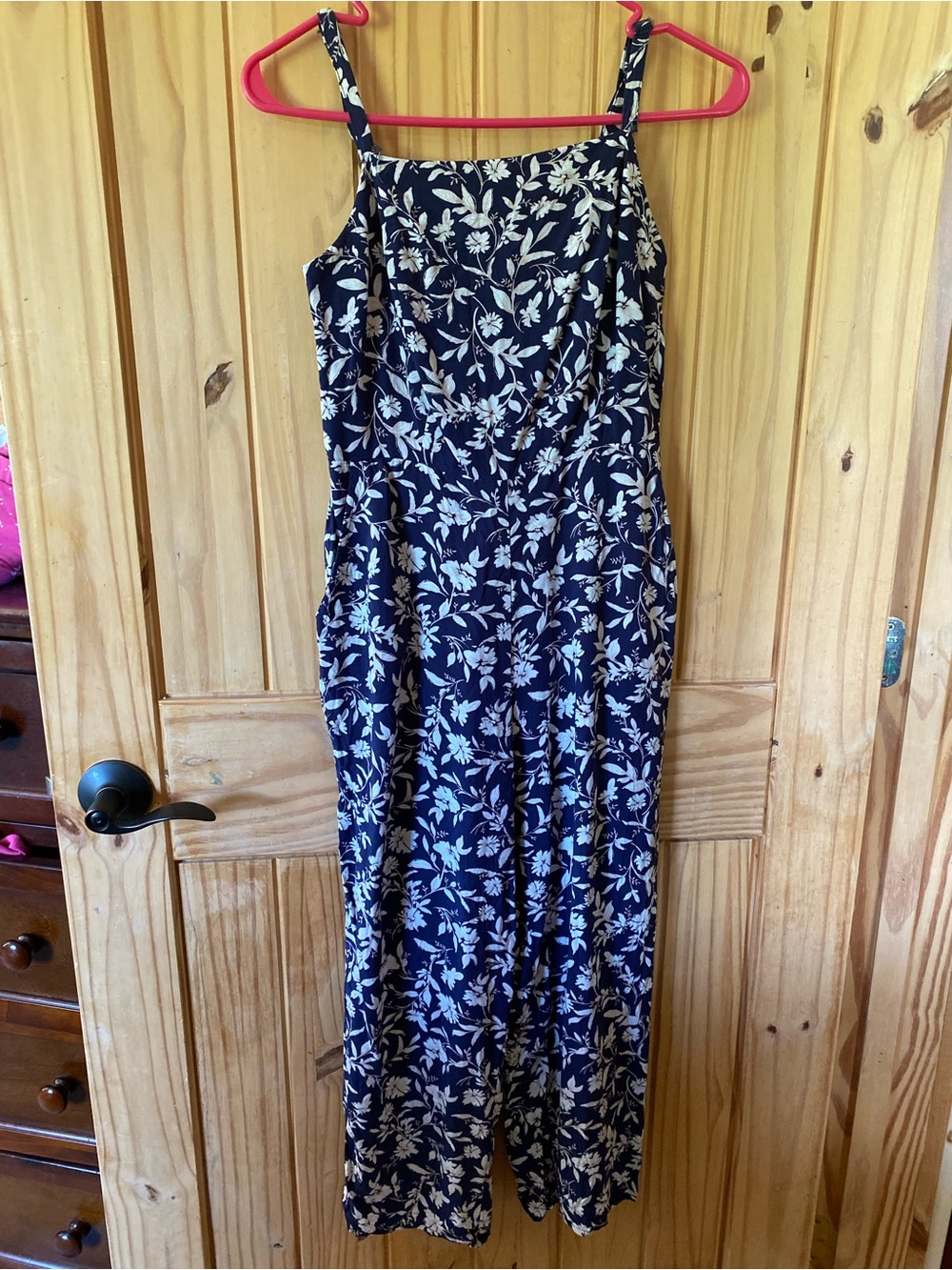Old Navy navy blue floral jumpsuit with pockets size Small